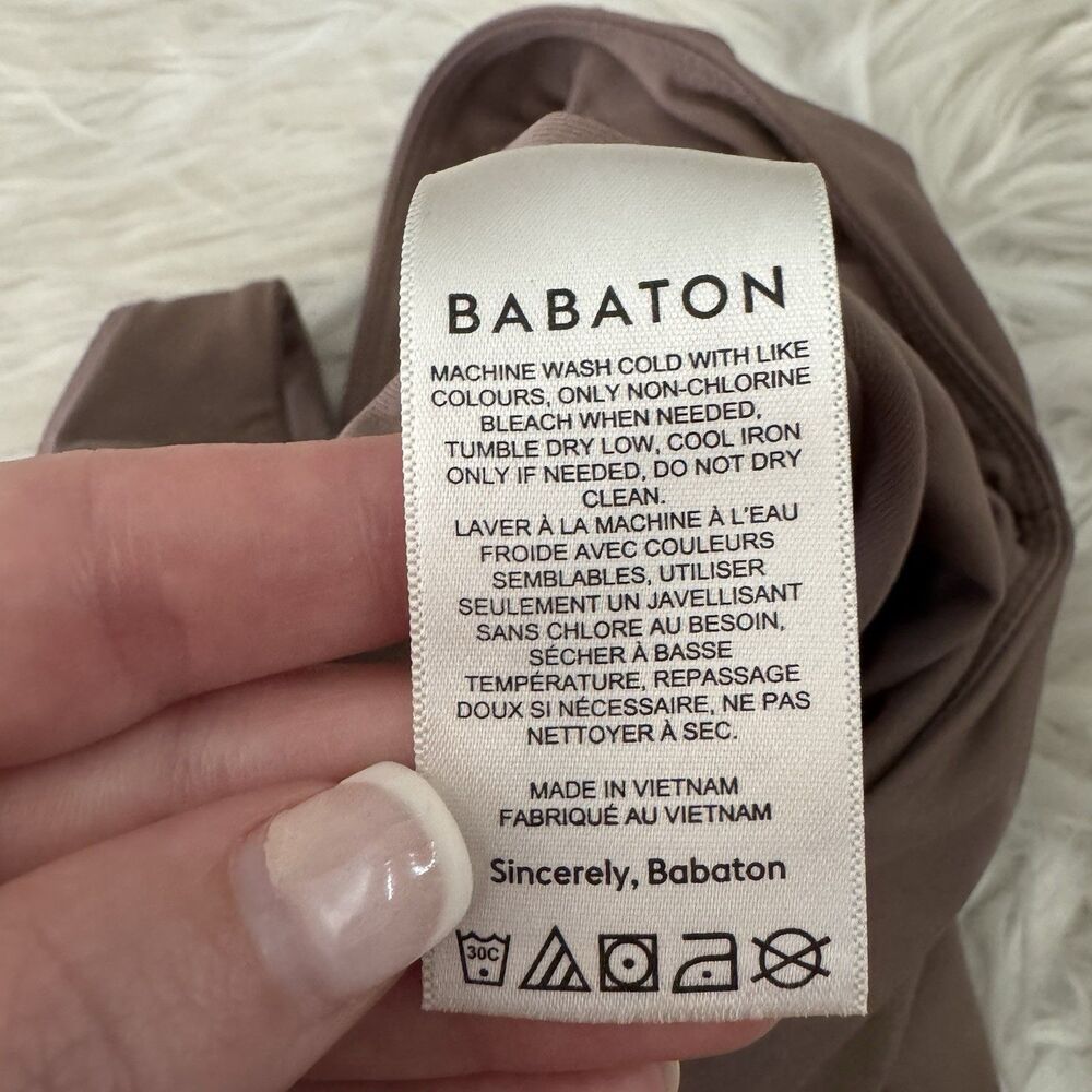 Aritzia Babaton Women's Medium Taupe V-Neck Contour Bodysuit Tank Lined Stretch - Picture 9 of 10